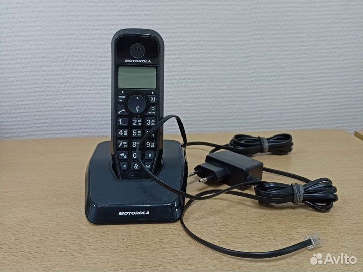 Стационарный телефон беспроводной Motorola