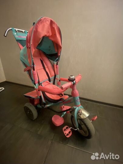 Детский велосипед с ручкой