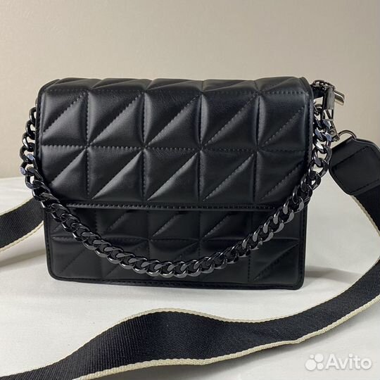 Сумка женская с цепочкой