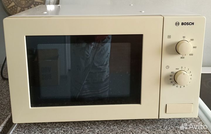 Разбор Микроволновая печь Bosch HMT72M420