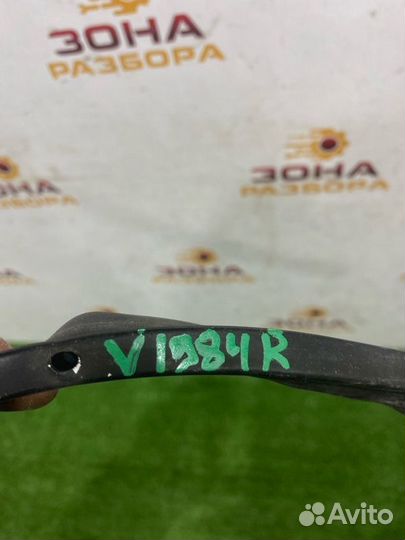 Уплотнитель двери правый Volkswagen Scirocco CAV