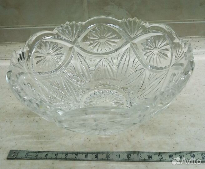 Вазы хрустальные