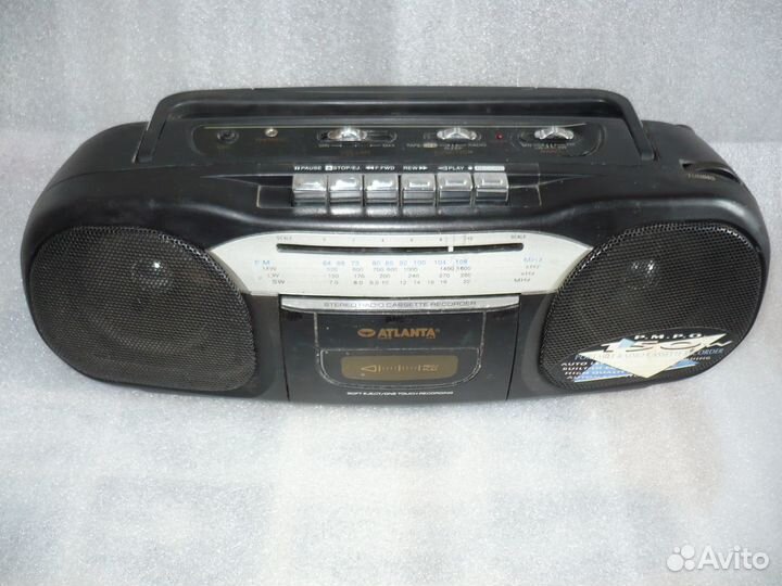 Кассетный аудиоплеер с радио и записью 