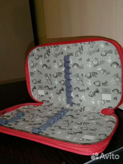 Пенал школьный