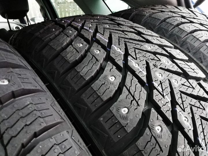 Nokian Tyres Hakkapeliitta 10p SUV 215/65 R17 103T