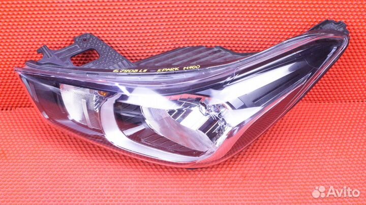 Фара левая Chevrolet Spark M400 GM Ecotec LV7 4256