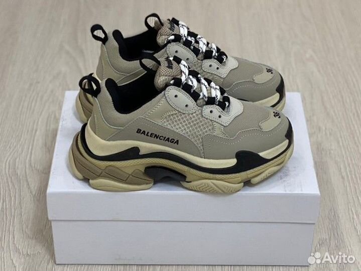 Кроссовки Balenciaga Triple-S Beige (36-40)