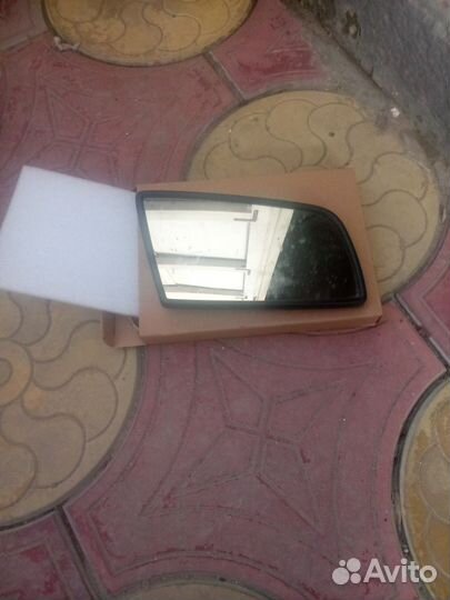 Зеркальный элемент правый BMW 5 e60/e61