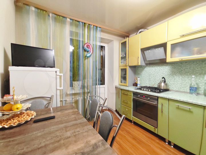 2-к. квартира, 48 м², 8/10 эт.