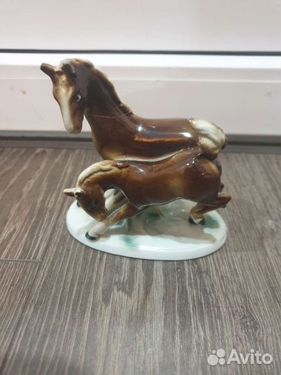 Статуэтка лошади германия