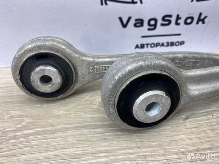 Рычаг передний верхний передний правый Audi A4 B8