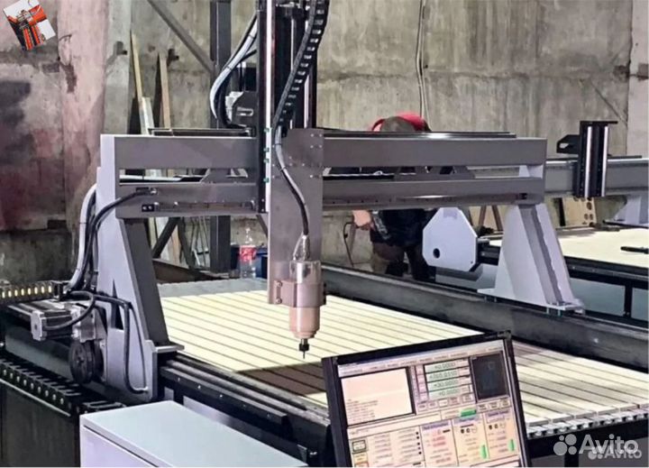 Фрезерный настольный станок по цветному металлу