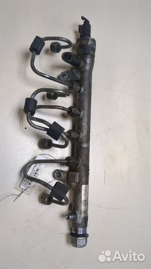 Рампа топливная Skoda Rapid, 2015