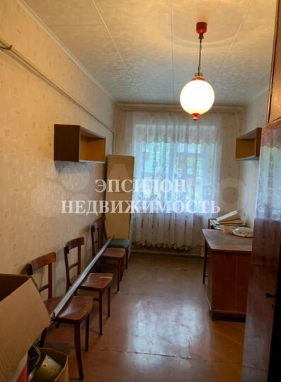 3-к. квартира, 53 м², 1/4 эт.