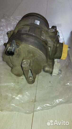 Компрессор кондиционера Ford Mondeo 5