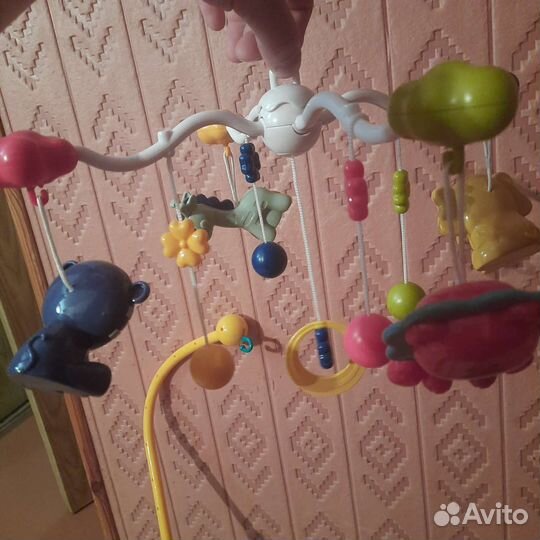 Мобиль на кроватку с проектором