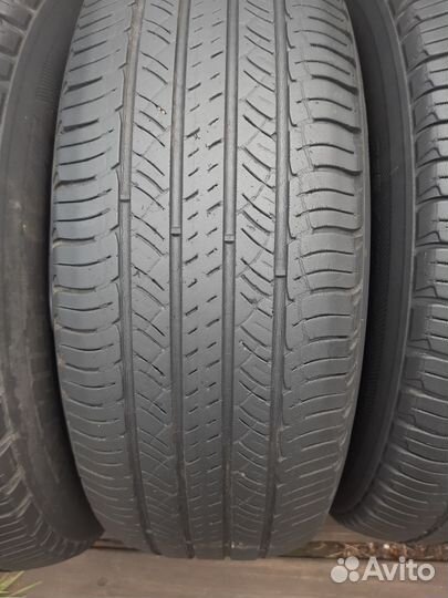 Michelin Latitude Tour HP 215/70 R16