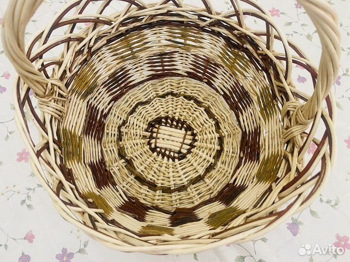 Корзины плетеные