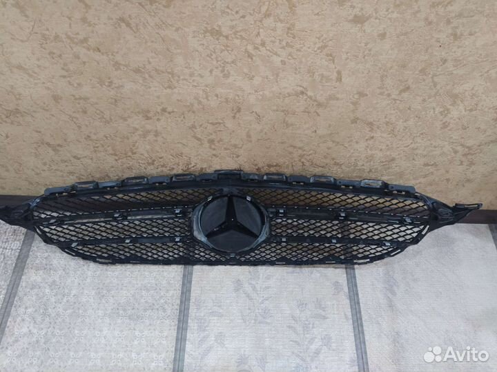 Решётка радиатора Мерседес