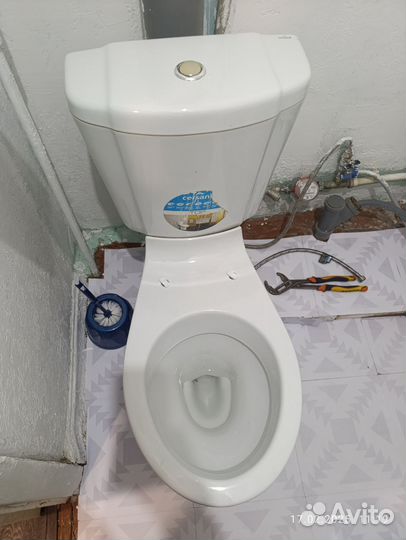 Продаю унитаз б/у