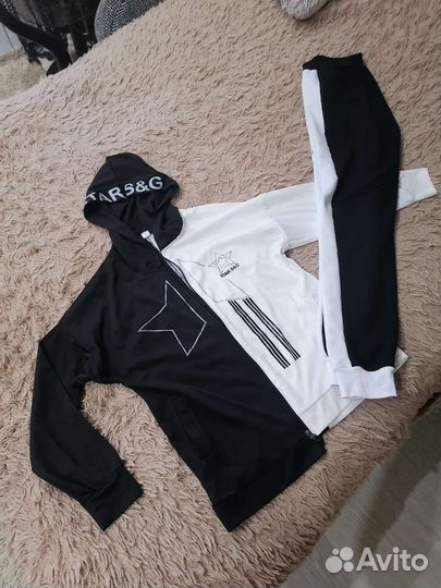 Спортивный костюм женский