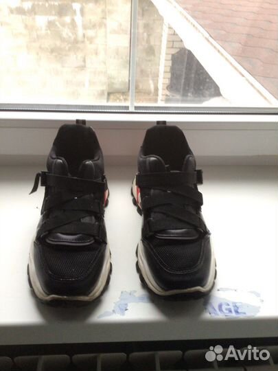 Кросовки черные