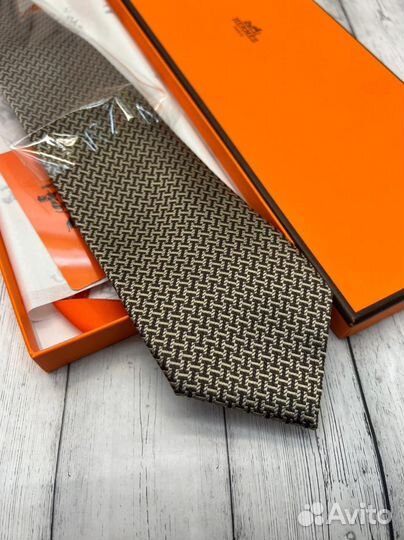 Галстук Hermes