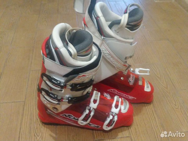 Горнолыжные ботинки Nordiaca.28.5 Speedmachine