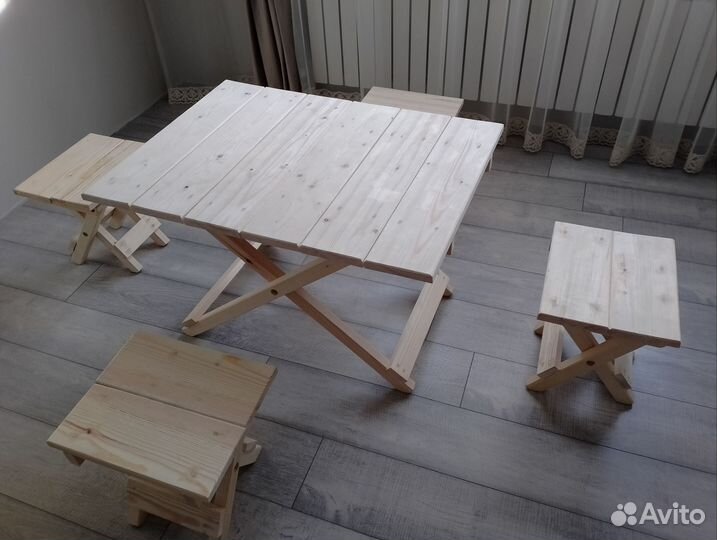 Столик для пикника