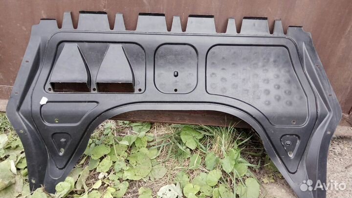Продам пыльник на шкоду а5