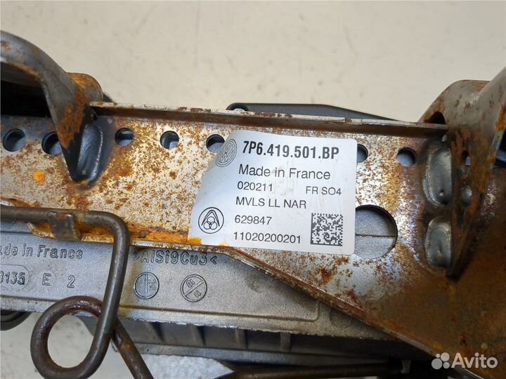 Колонка рулевая Volkswagen Touareg, 2011