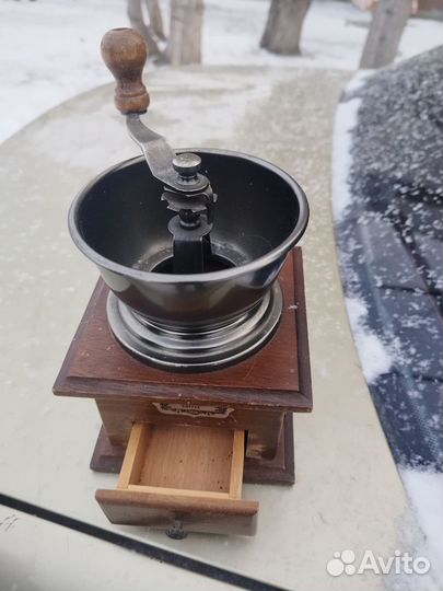 Кофемолку ручная