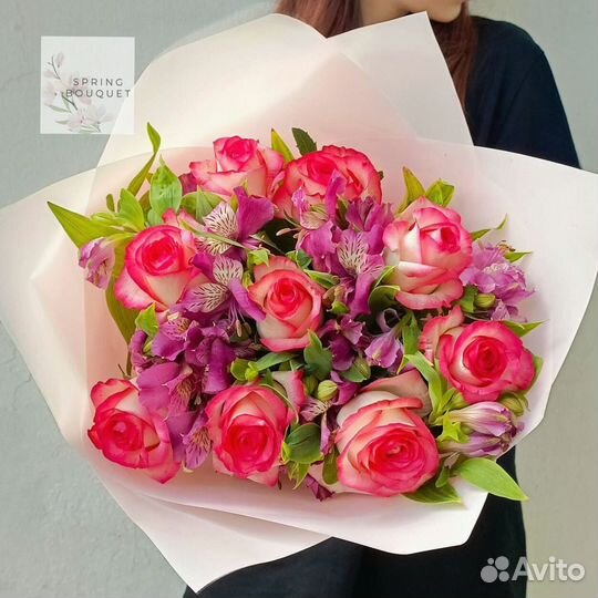 Букеты роз 25 штук