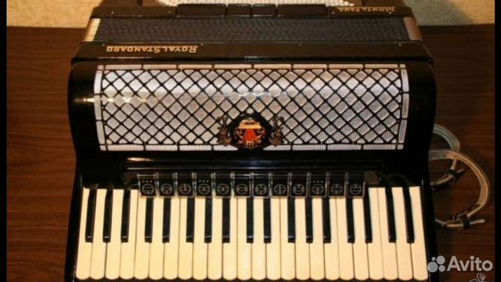 Аккордеон Royal Standart Monta Fana