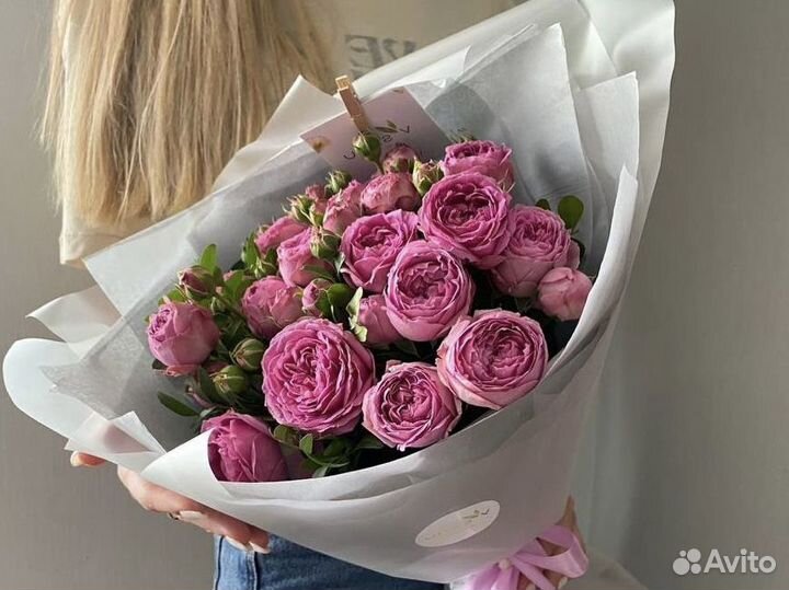 Пионовидные розы букет Розы с доставкой