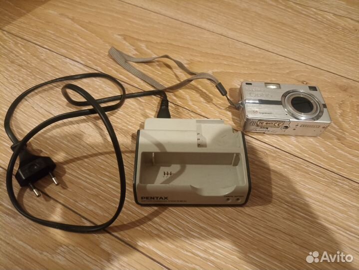 Цифровой фотоаппарат Pentax sv