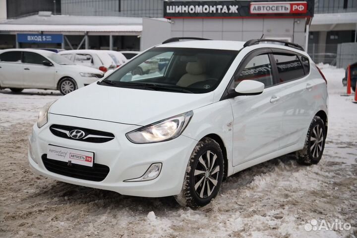 Hyundai Solaris 1.6 AT, 2013, 133 121 км