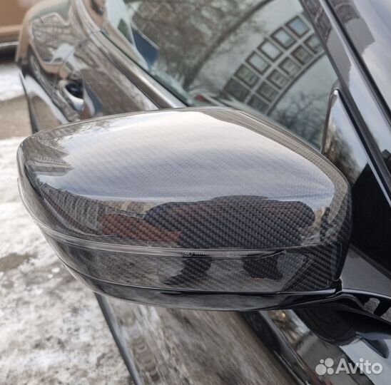 Накладки зеркал (ушки) carbon BMW 8