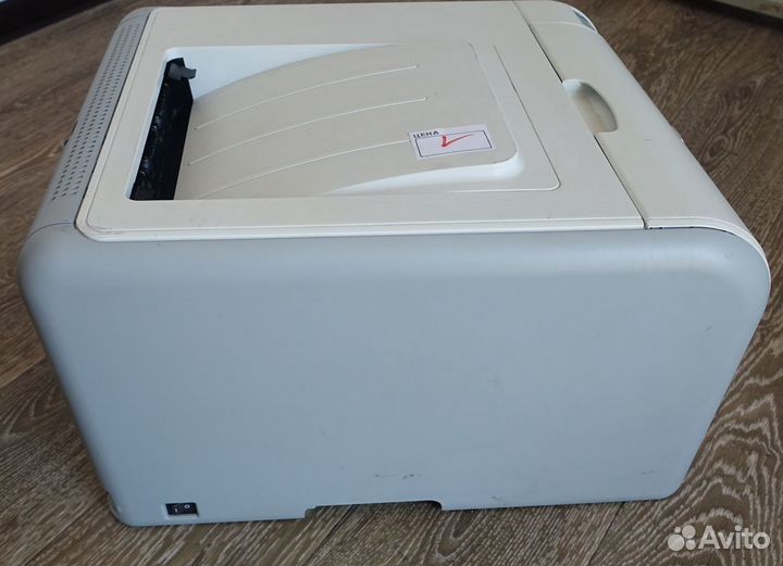 Цветной лазерный принтер HP CP1215