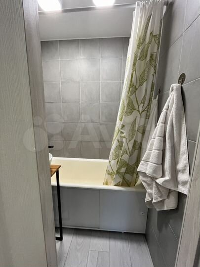 2-к. квартира, 43 м², 4/9 эт.