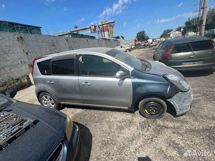 Запчасти на Nissan Note 2005г