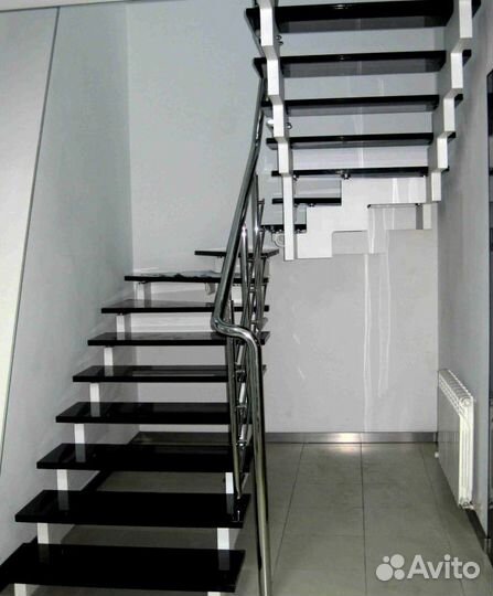 Лестницы с поворотом под ключ