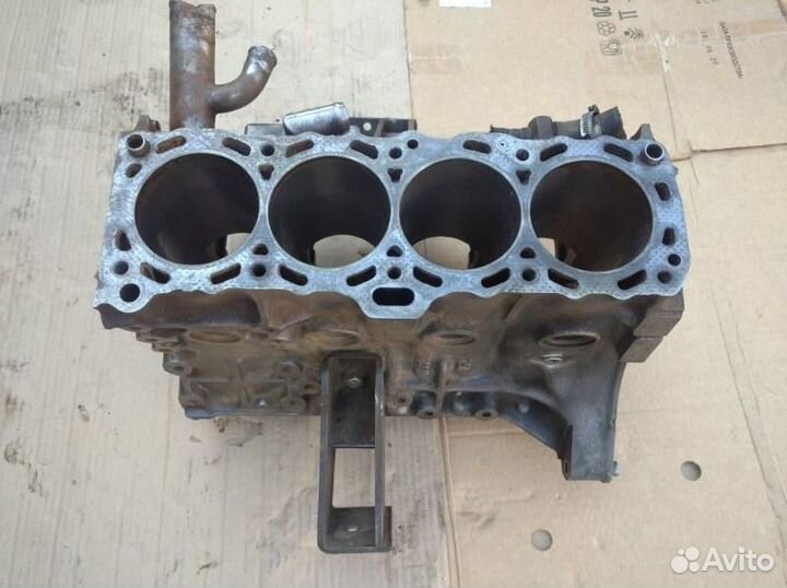 Блок двигателя Nissan Vanette