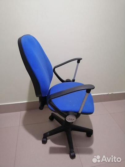 Компьютерное кресло