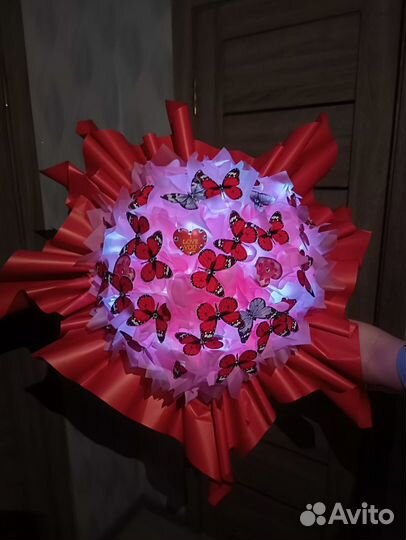 Букет из бабочек с подставкой