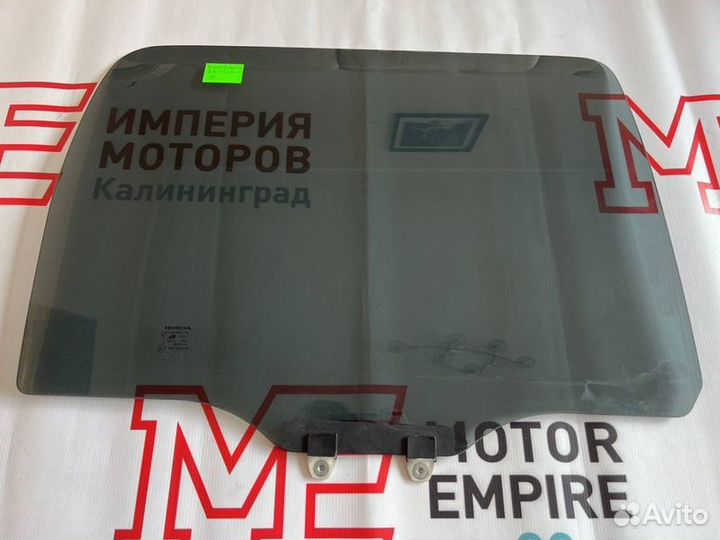 Стекло двери заднее правое Honda Ridgeline J35A9