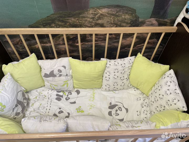 Бортики в детскую кроватку с одеялом