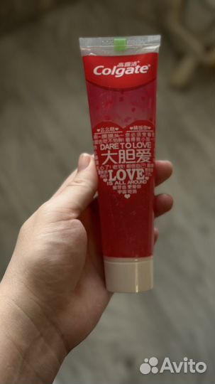 Зубная паста с сердечками Colgate