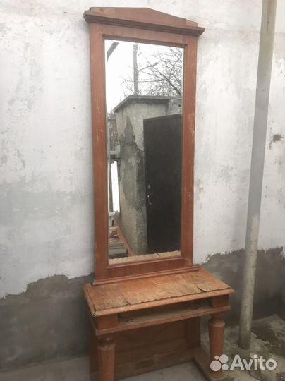 Зеркало старинное