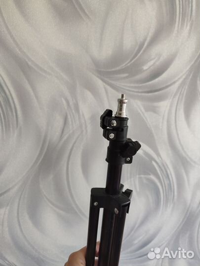 Универсальный штатив